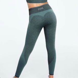 ▪️PINK Seamless Leggings